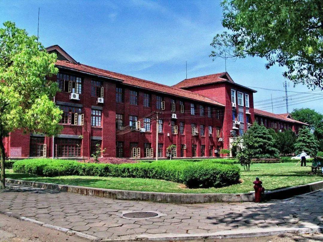 湖南红色之旅，探寻故土绿意与革命足迹